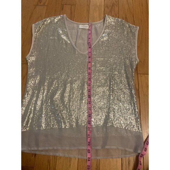 Velvet By Graham & Spencer women'sSequin Sleeveless Top P Silver Polyester V-Nec - Picture 7 of 8